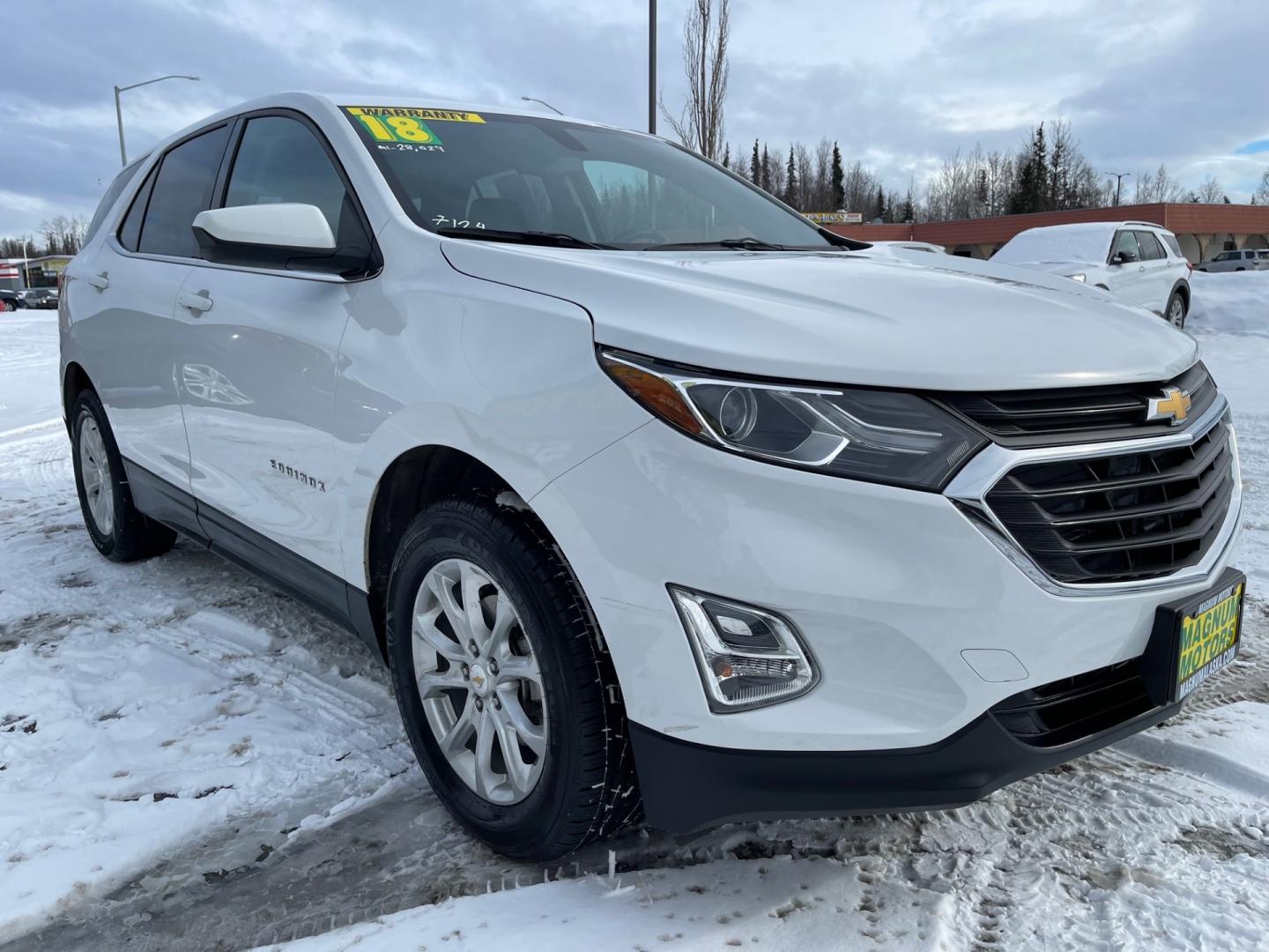 2018 White /Black Chevrolet Equinox LT (2GNAXSEV4J6) with an 1.5L 4 cyl engine, AUTO transmission, located at 1960 Industrial Drive, Wasilla, 99654, (907) 274-2277, 61.573475, -149.400146 - Photo#6